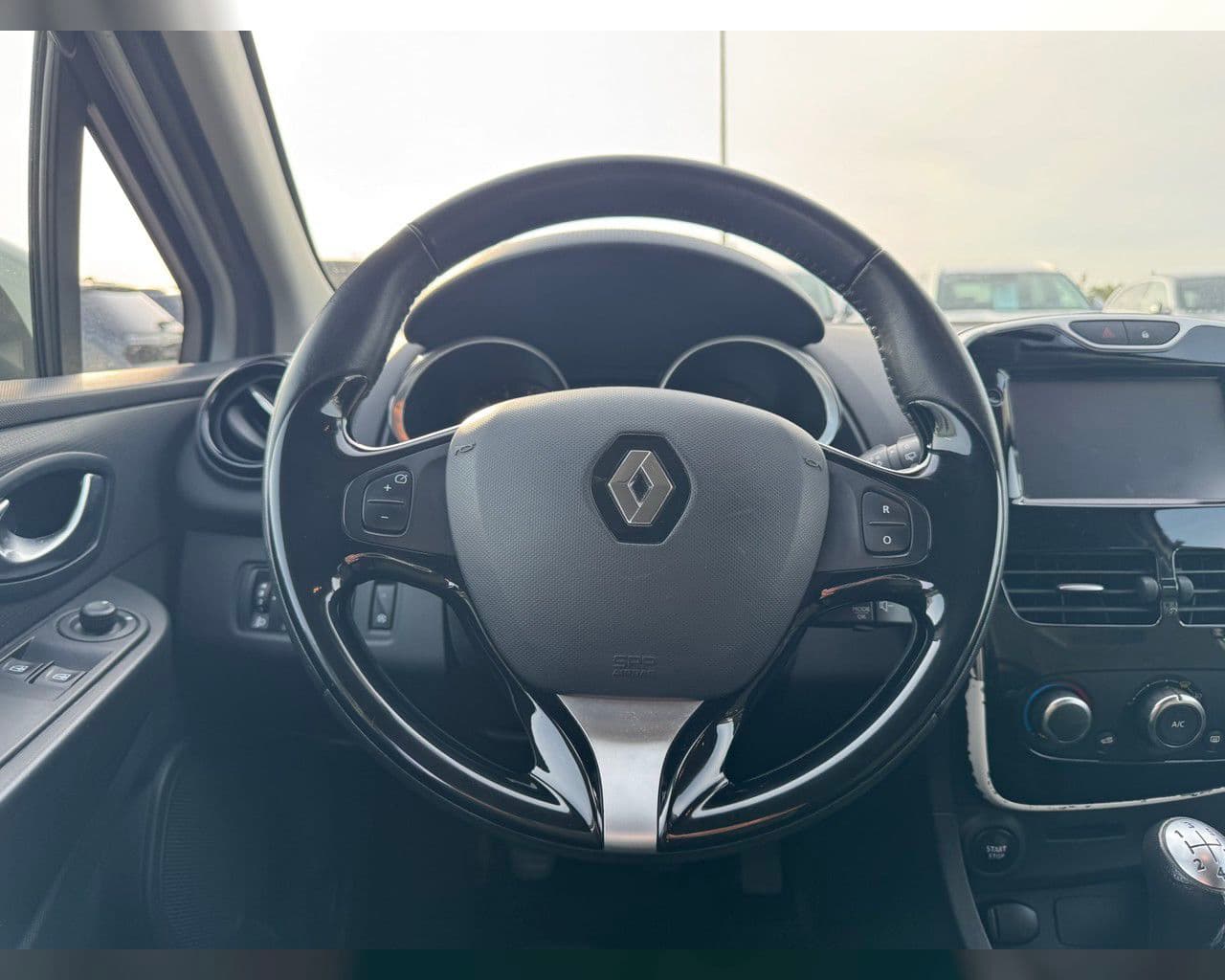 2015 Renault Clio