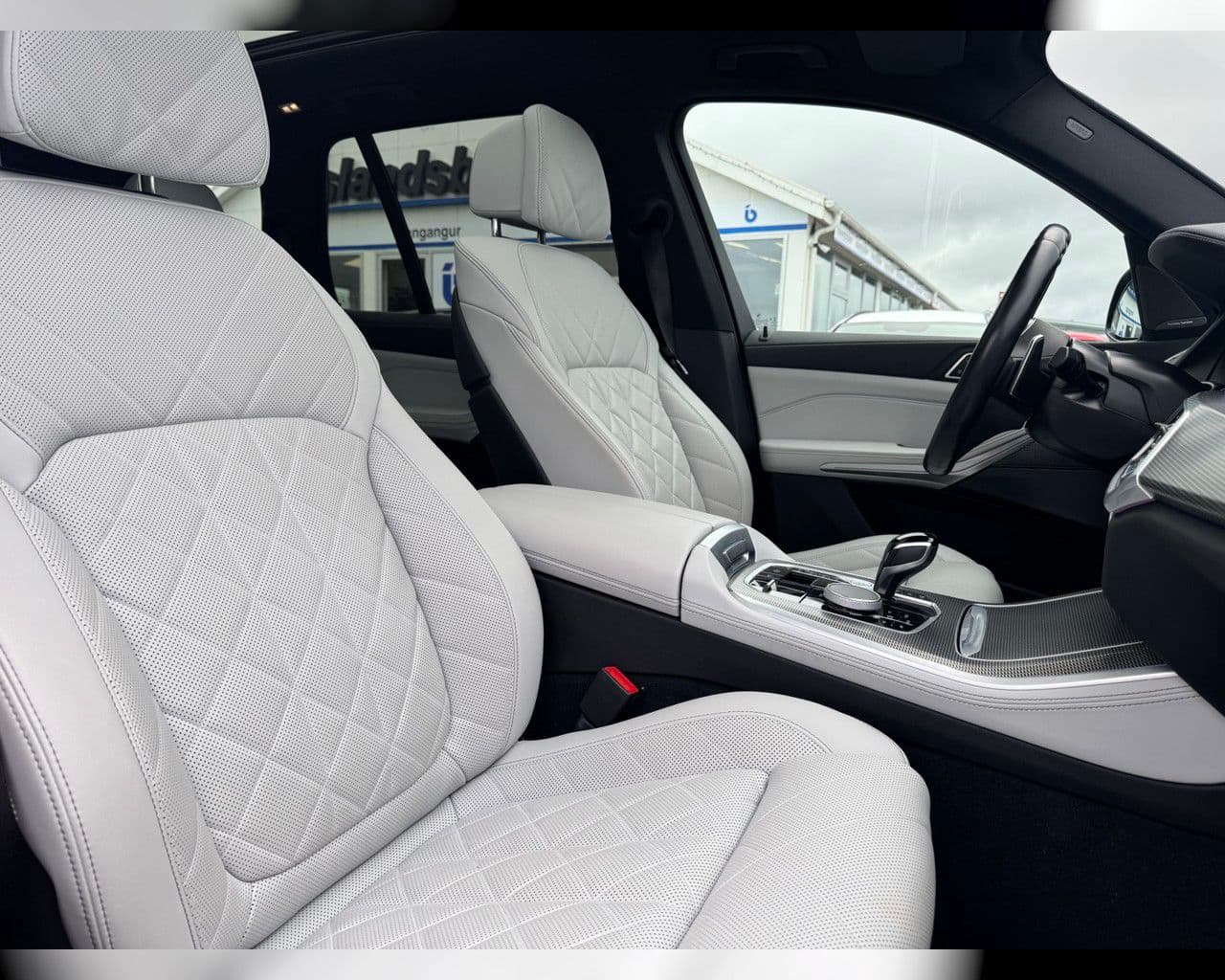 2023 BMW X5