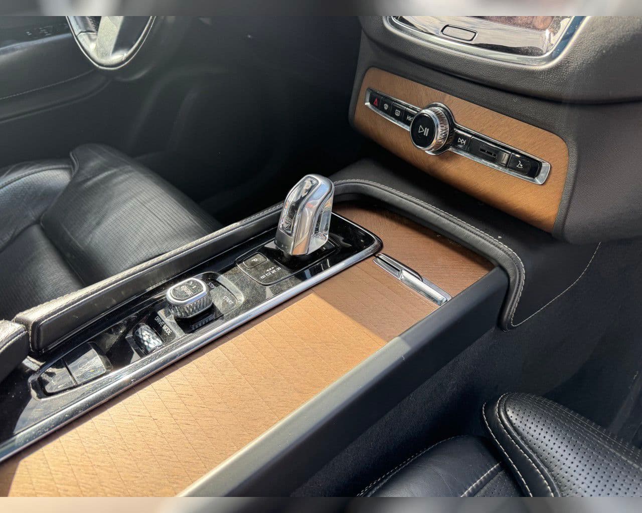 2017 Volvo XC90