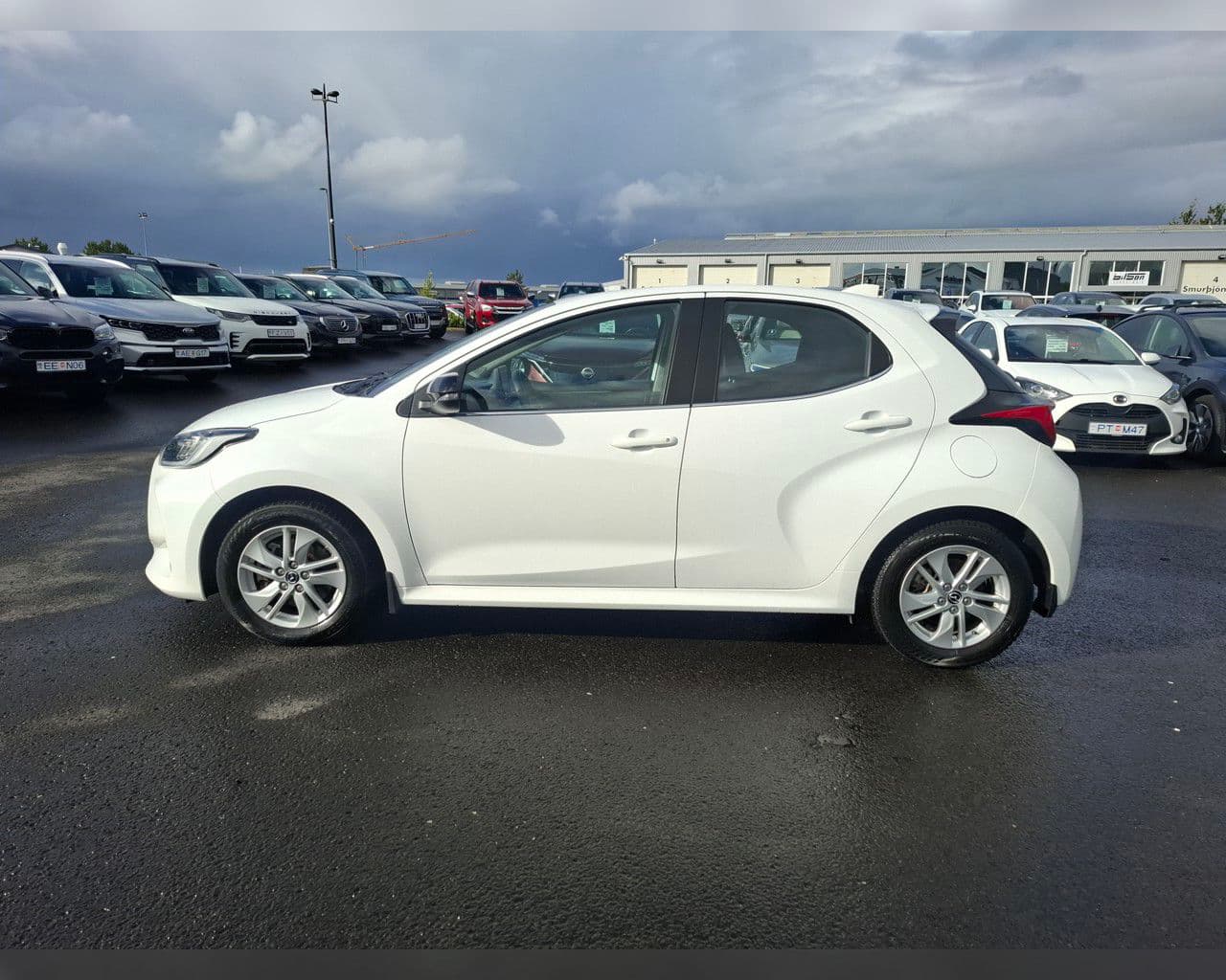 2024 Mazda 2 Hybrid