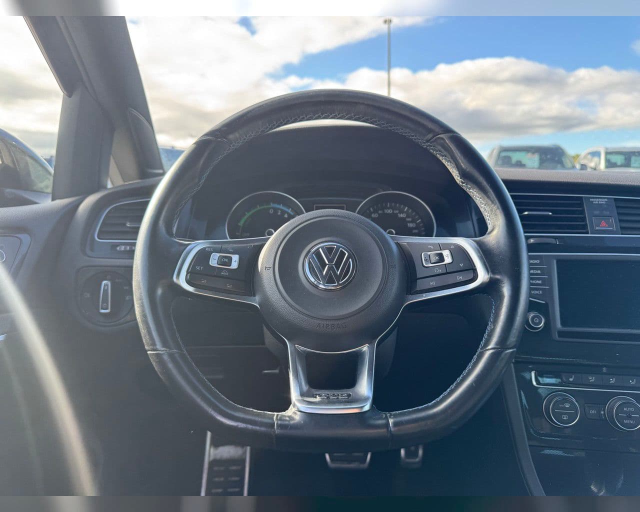 2016 Volkswagen Golf