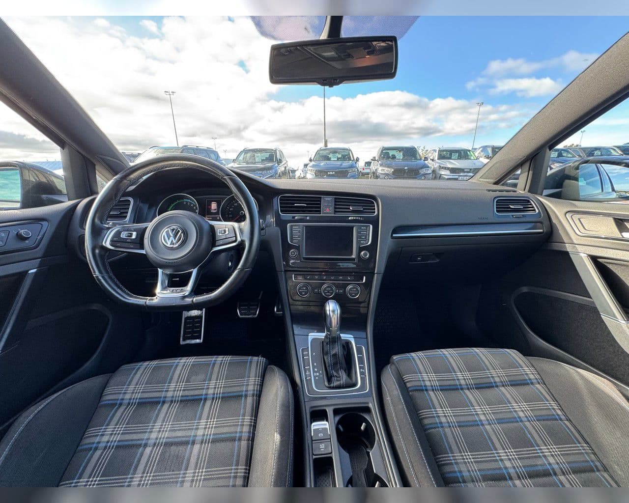 2016 Volkswagen Golf