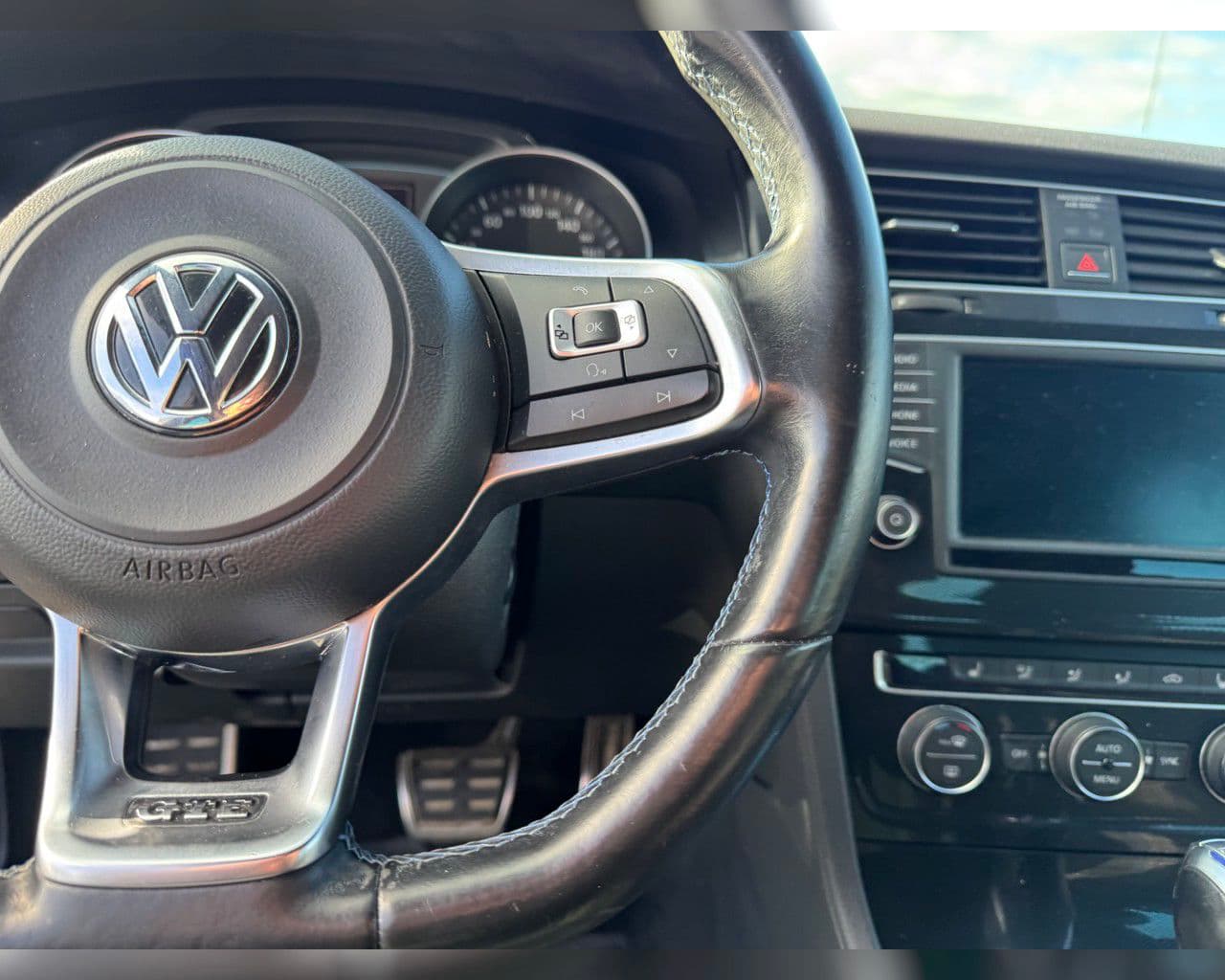 2016 Volkswagen Golf