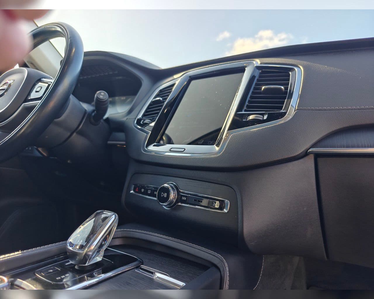 2020 Volvo XC90