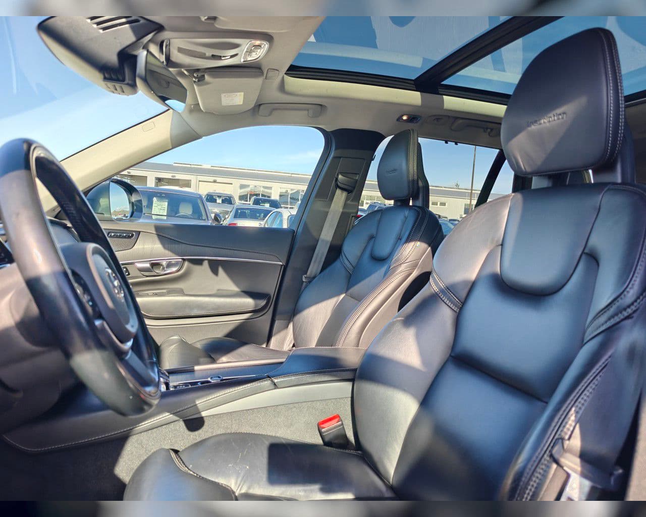 2020 Volvo XC90