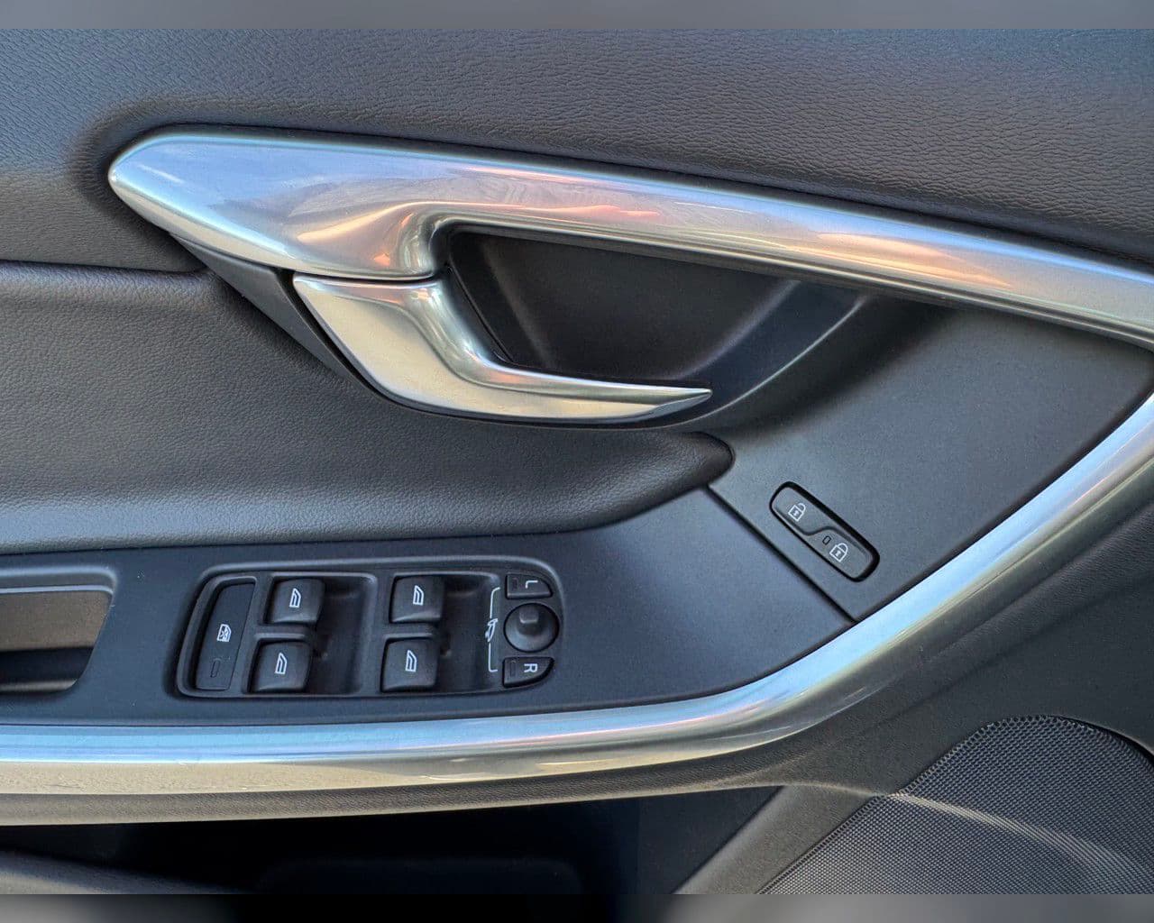2017 Volvo S60