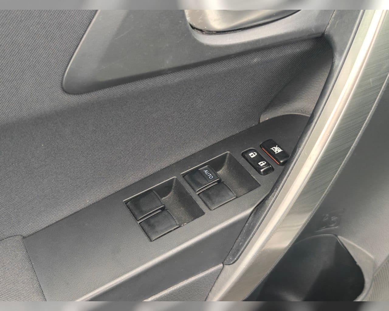2014 Toyota Auris