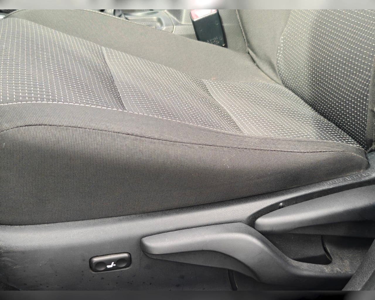 2014 Toyota Auris