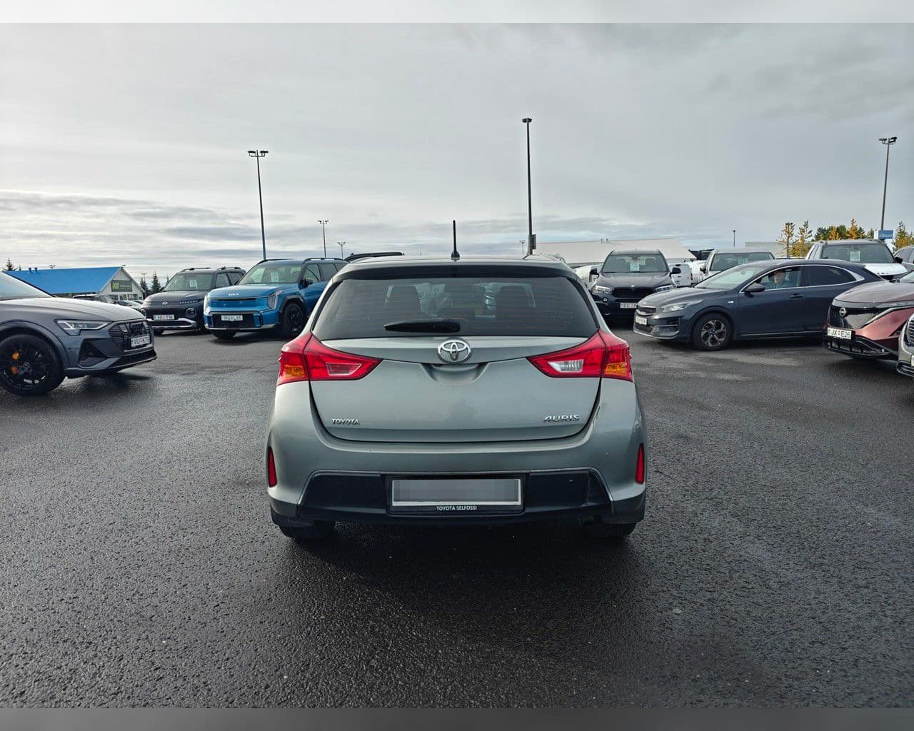 2014 Toyota Auris