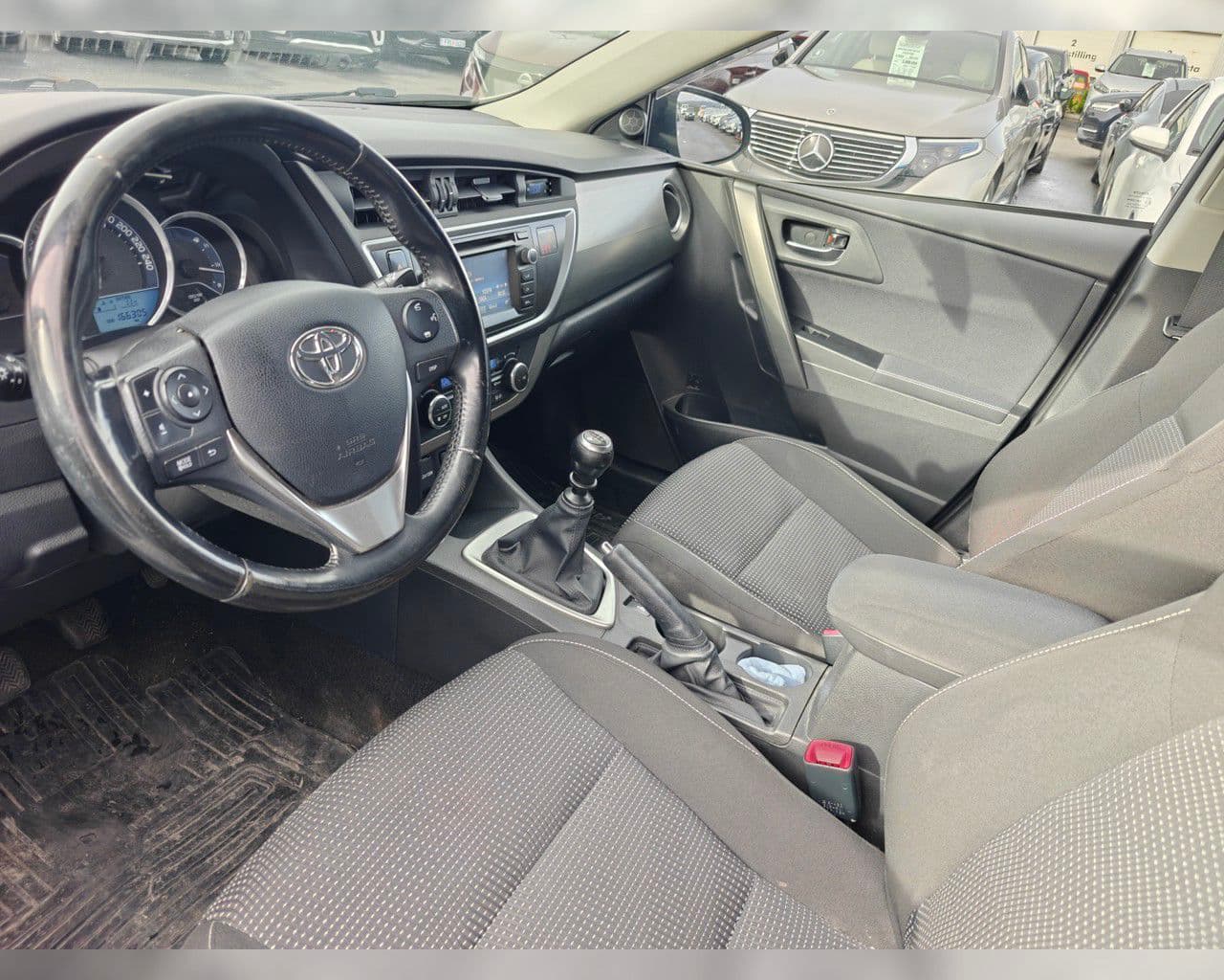 2014 Toyota Auris