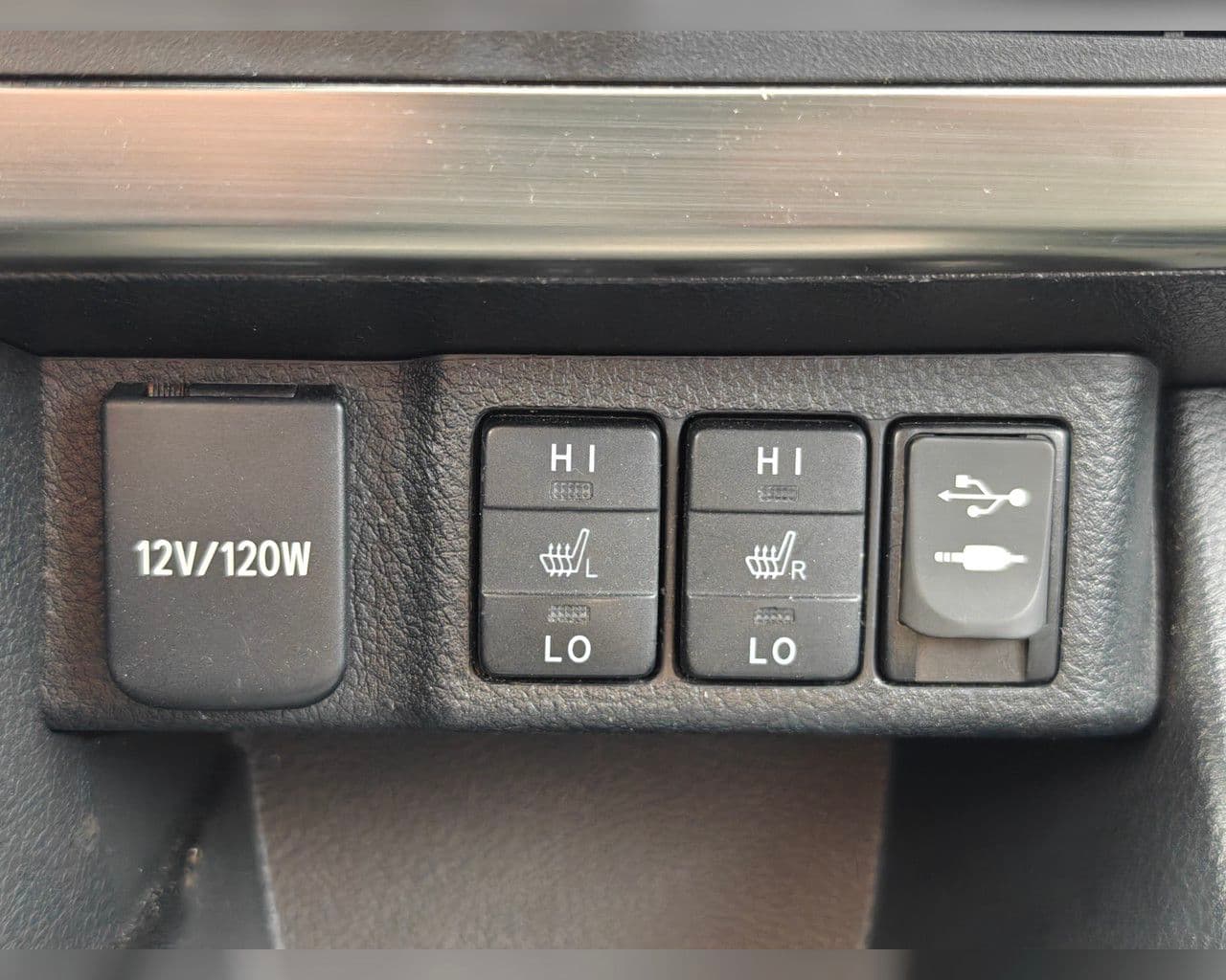 2014 Toyota Auris