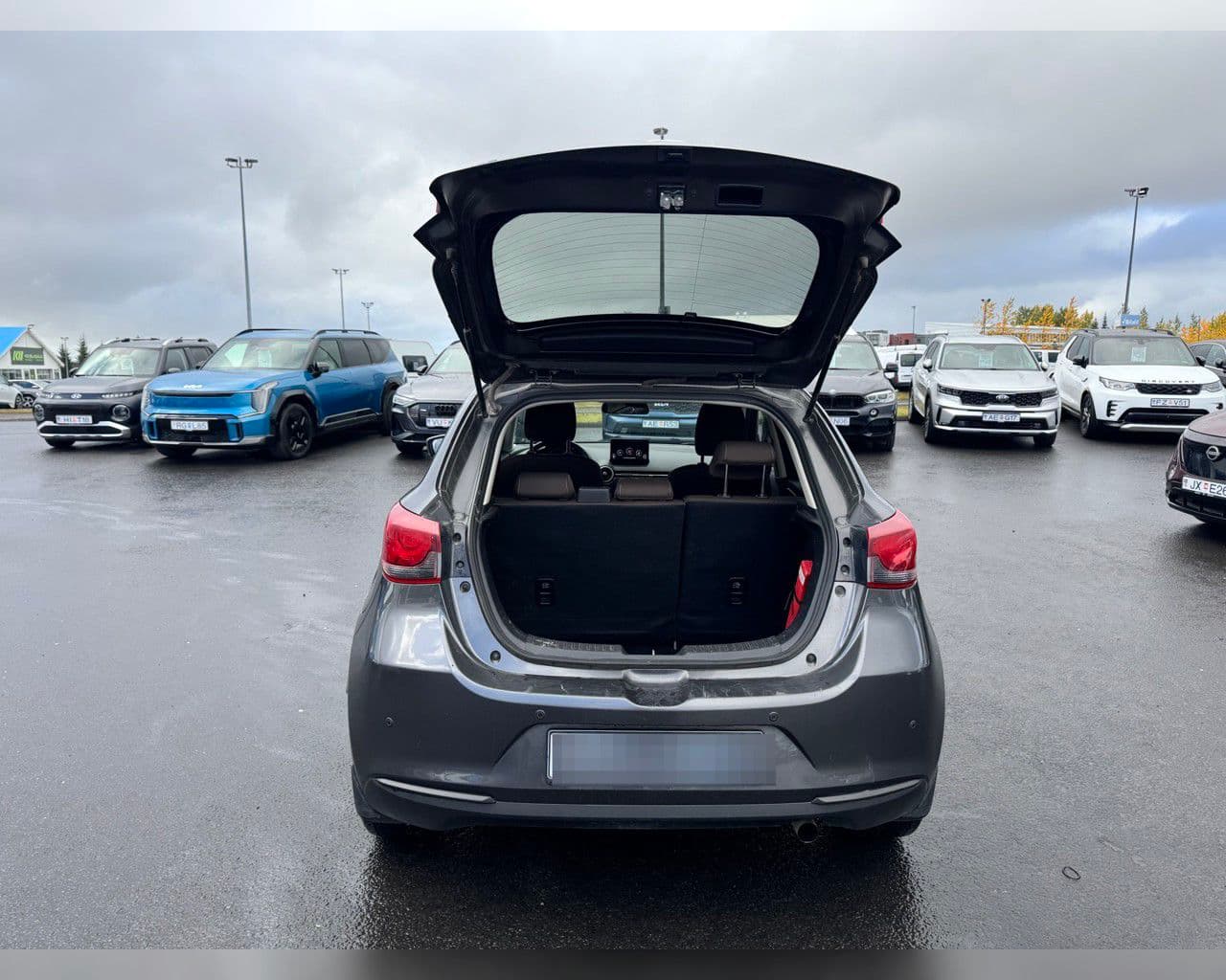 2023 Mazda 2
