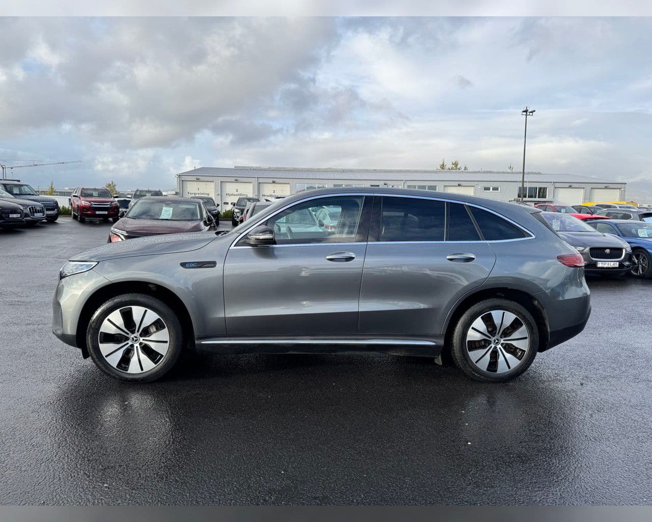 2024 Mercedes-Benz EQC