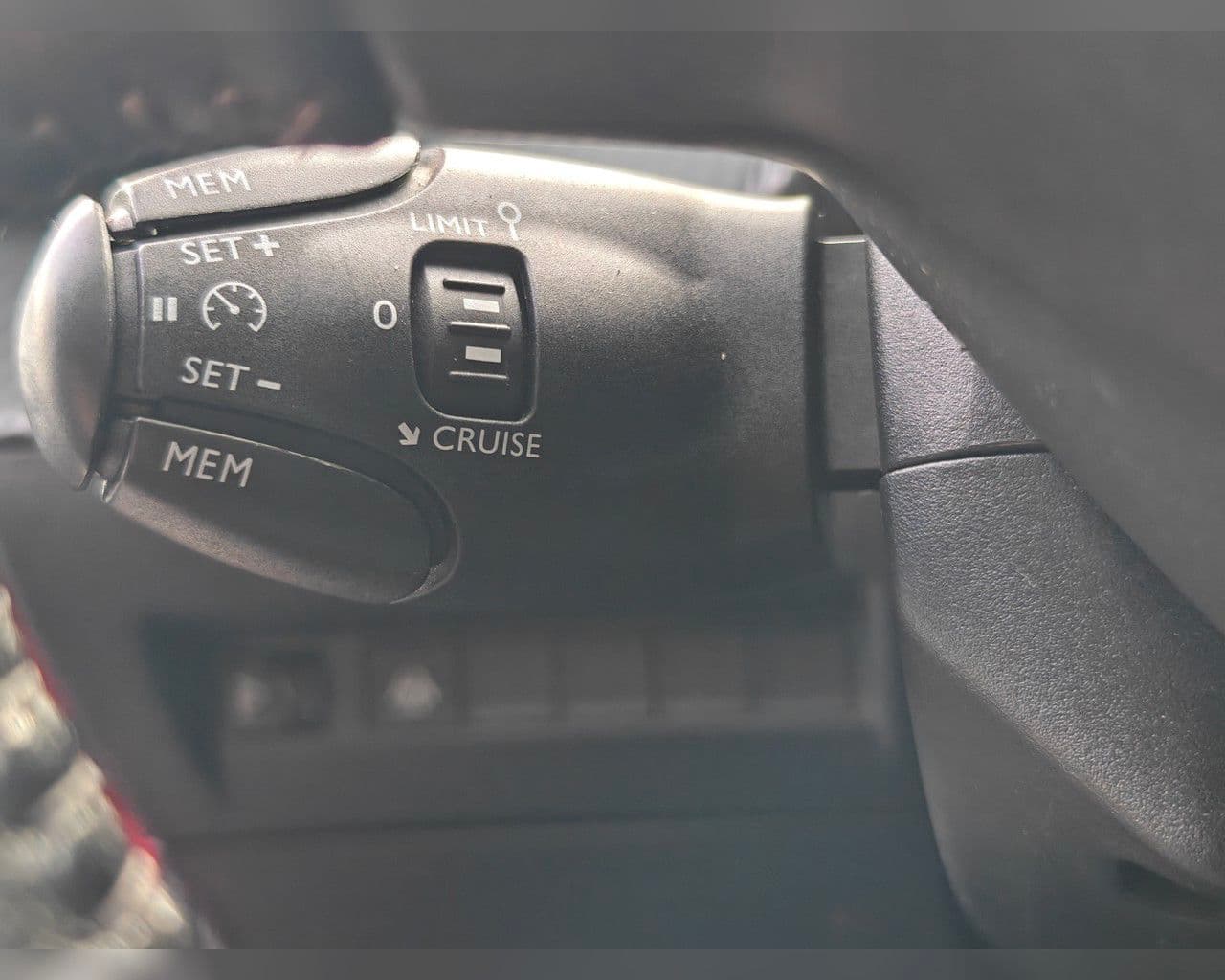 2021 Peugeot 208