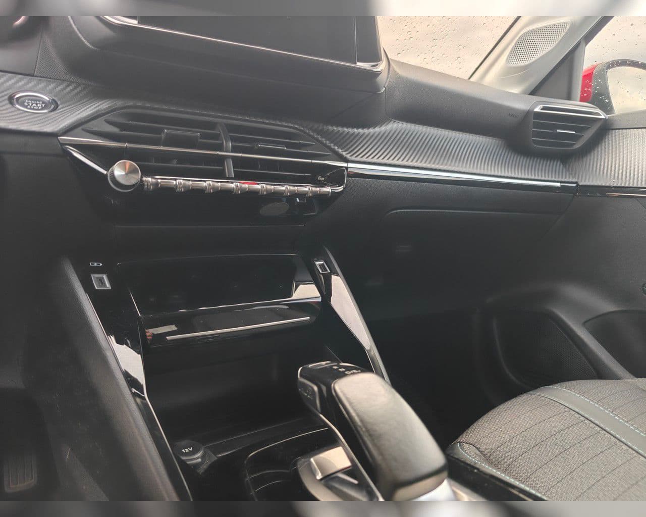 2021 Peugeot 208