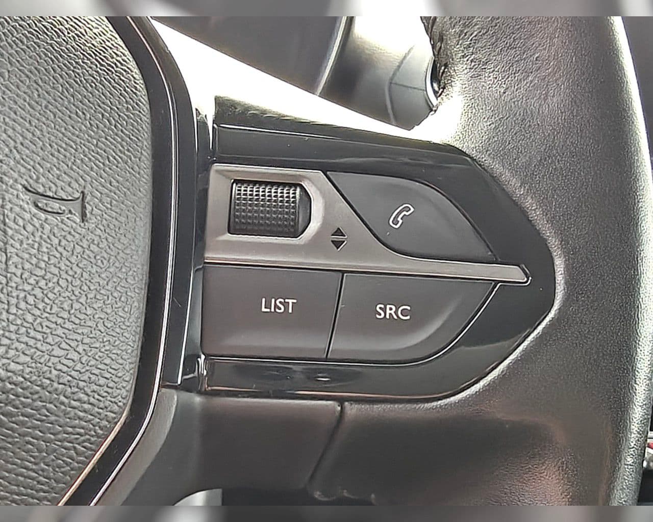 2021 Peugeot 208