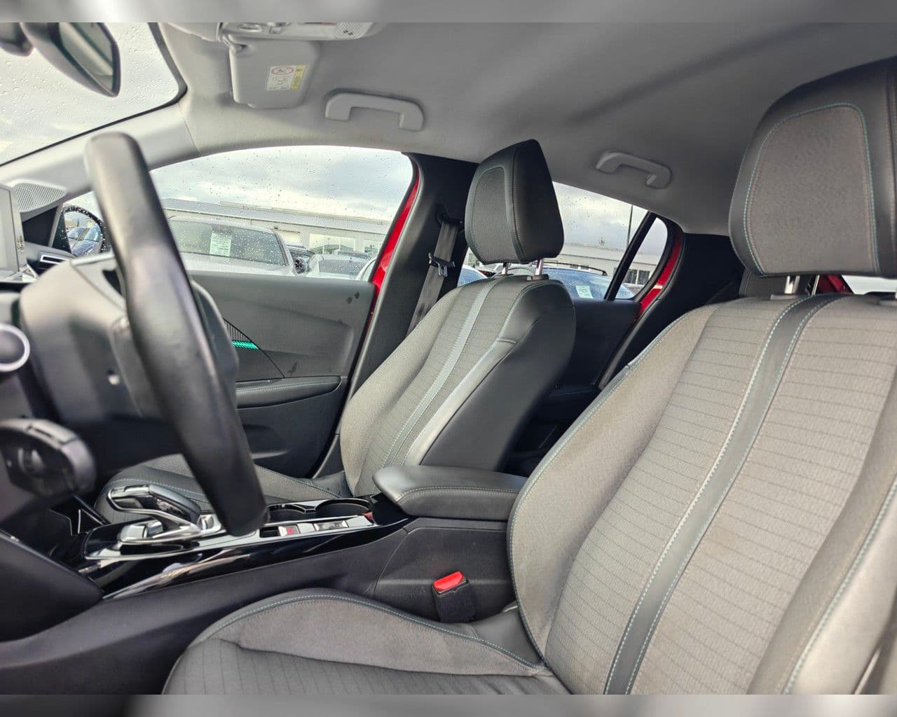 2021 Peugeot 208