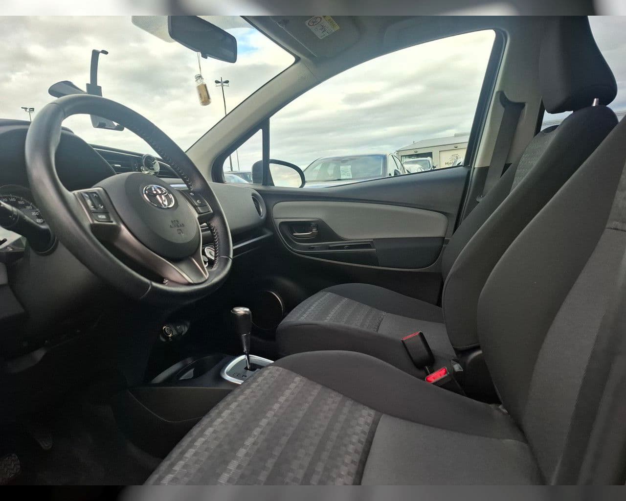 2016 Toyota Yaris