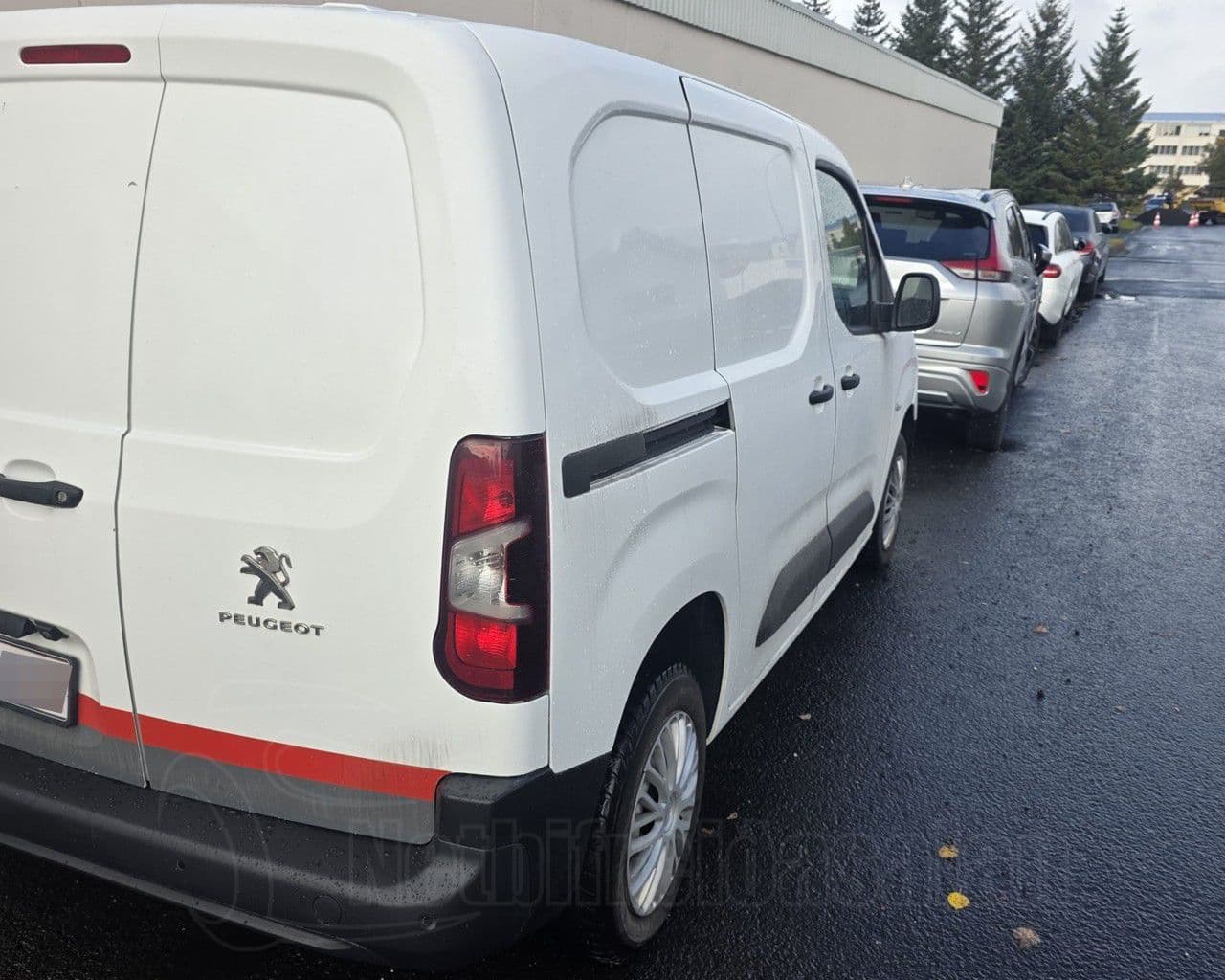 2021 Peugeot Partner