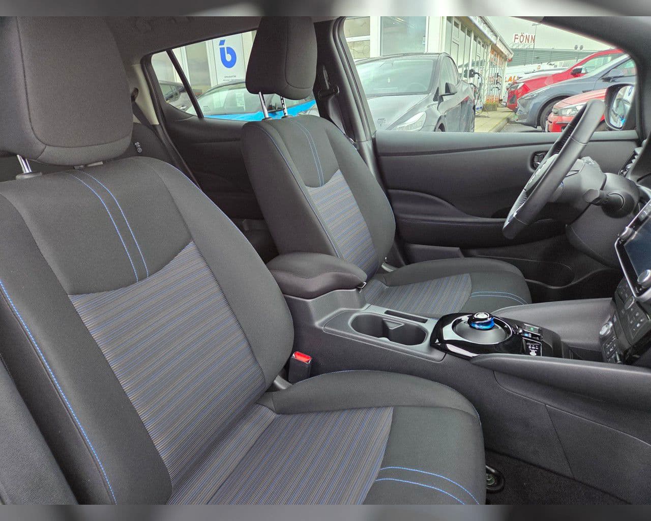2023 Nissan Leaf