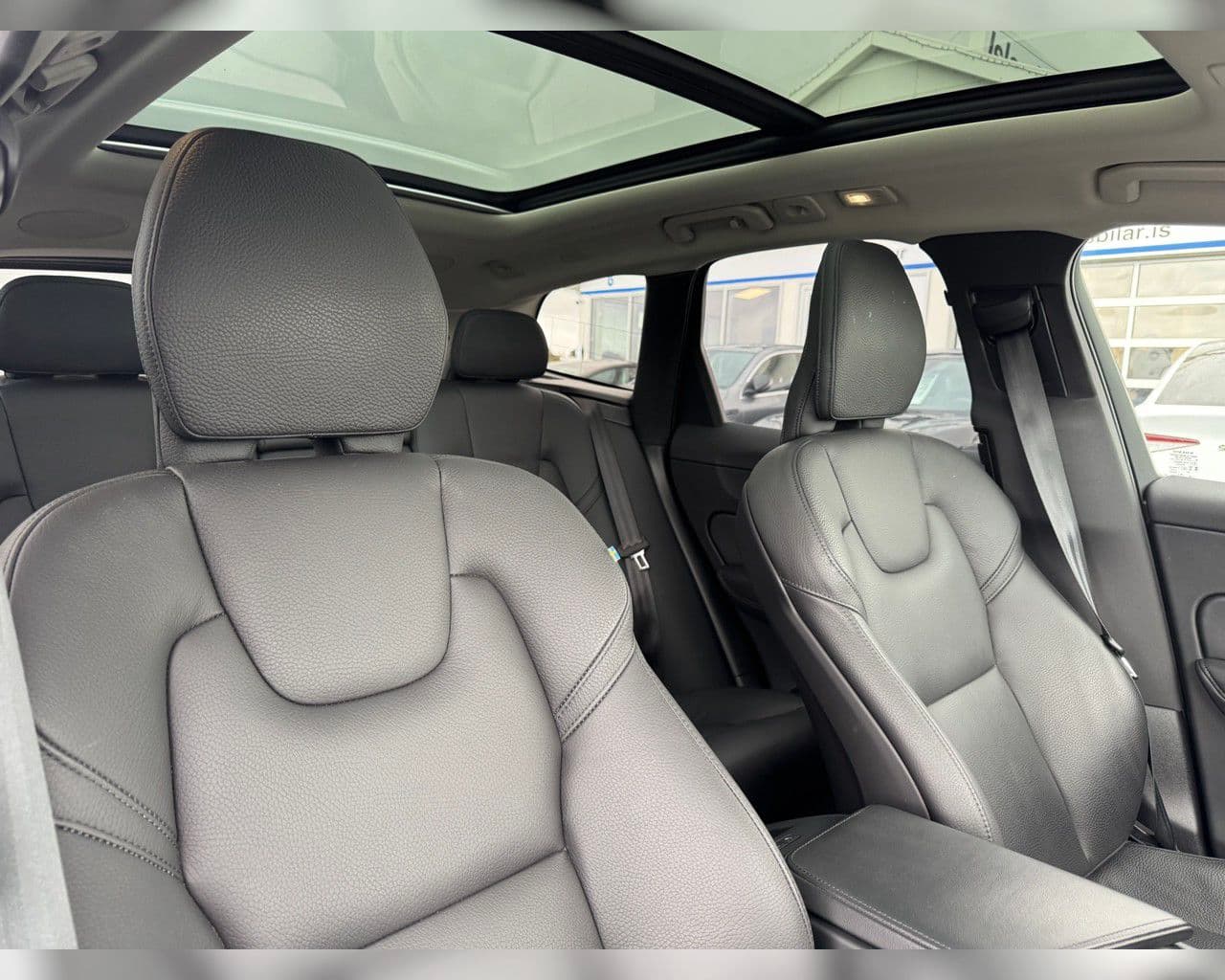 2024 Volvo XC60