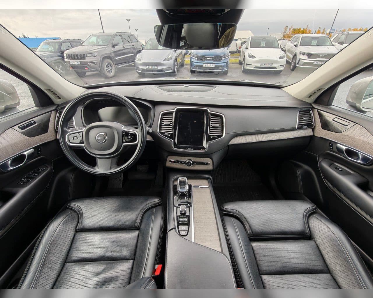 2020 Volvo XC90