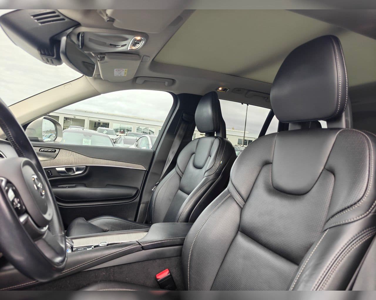 2020 Volvo XC90