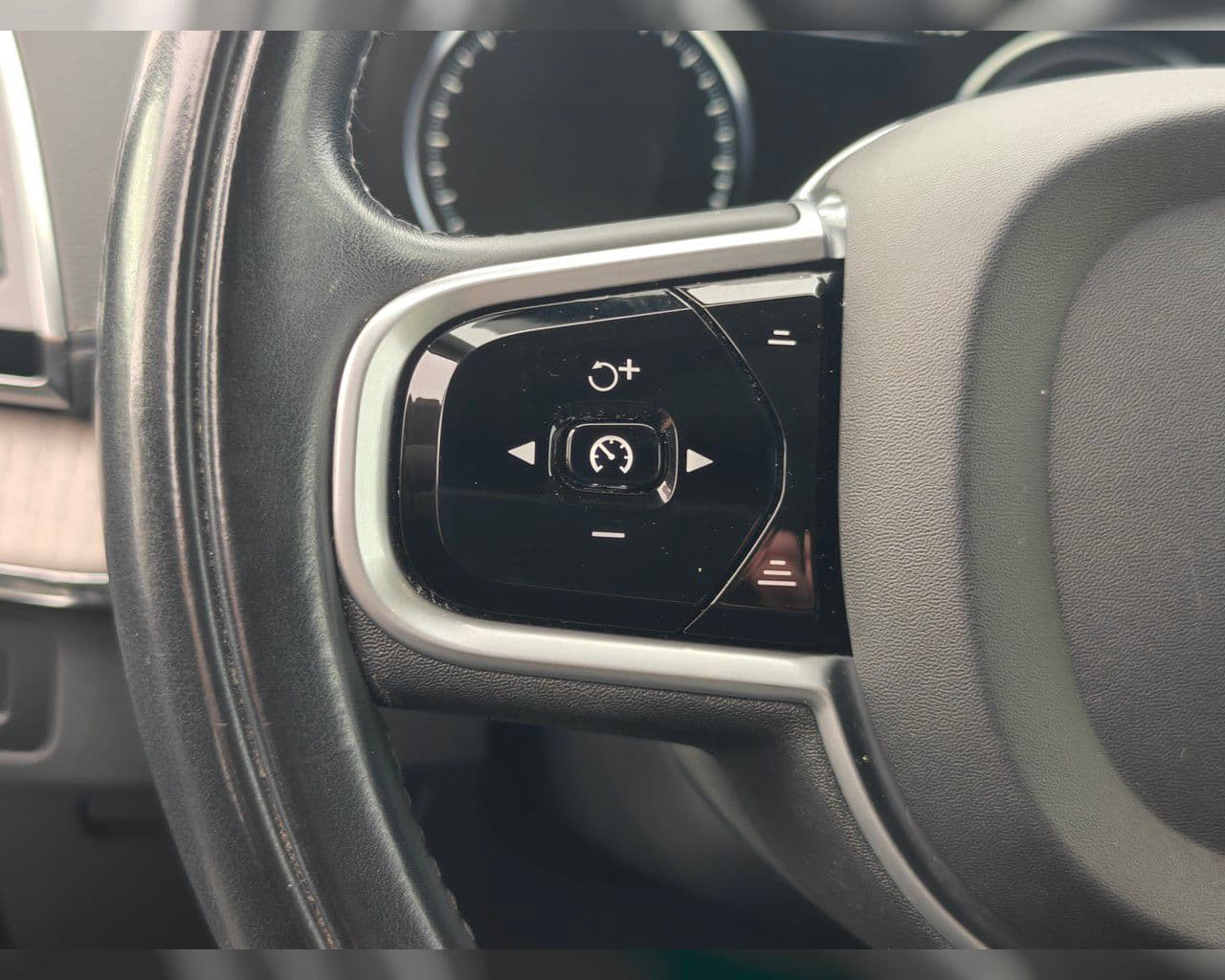 2020 Volvo XC90