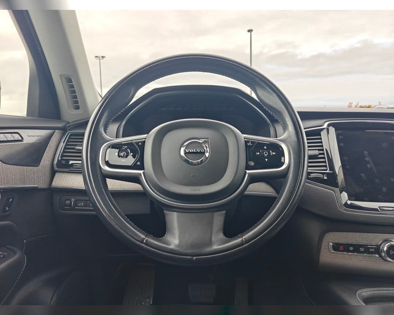 2020 Volvo XC90