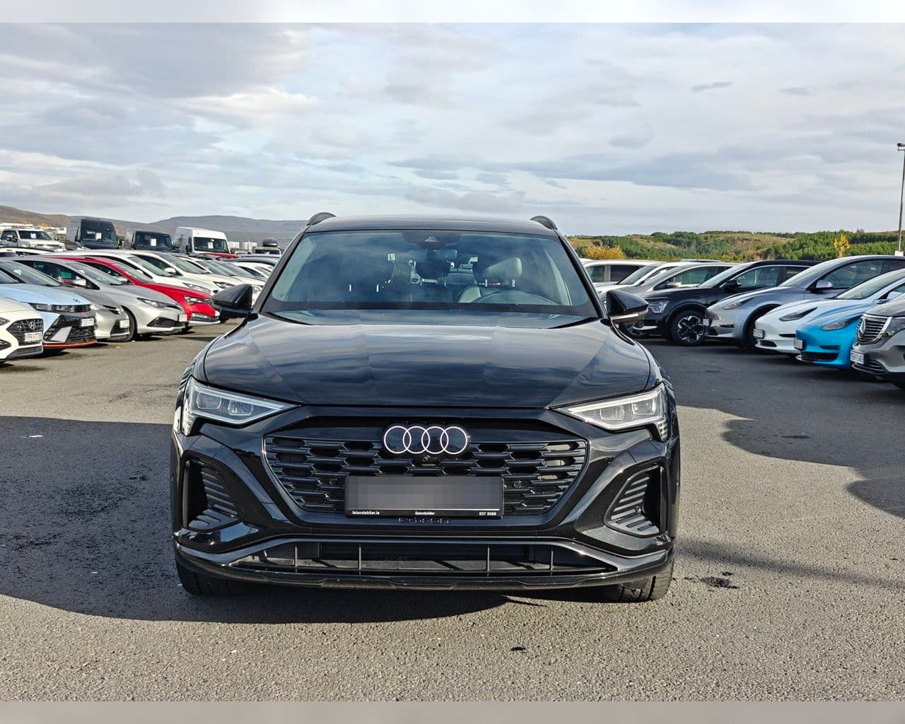 2023 Audi Q8