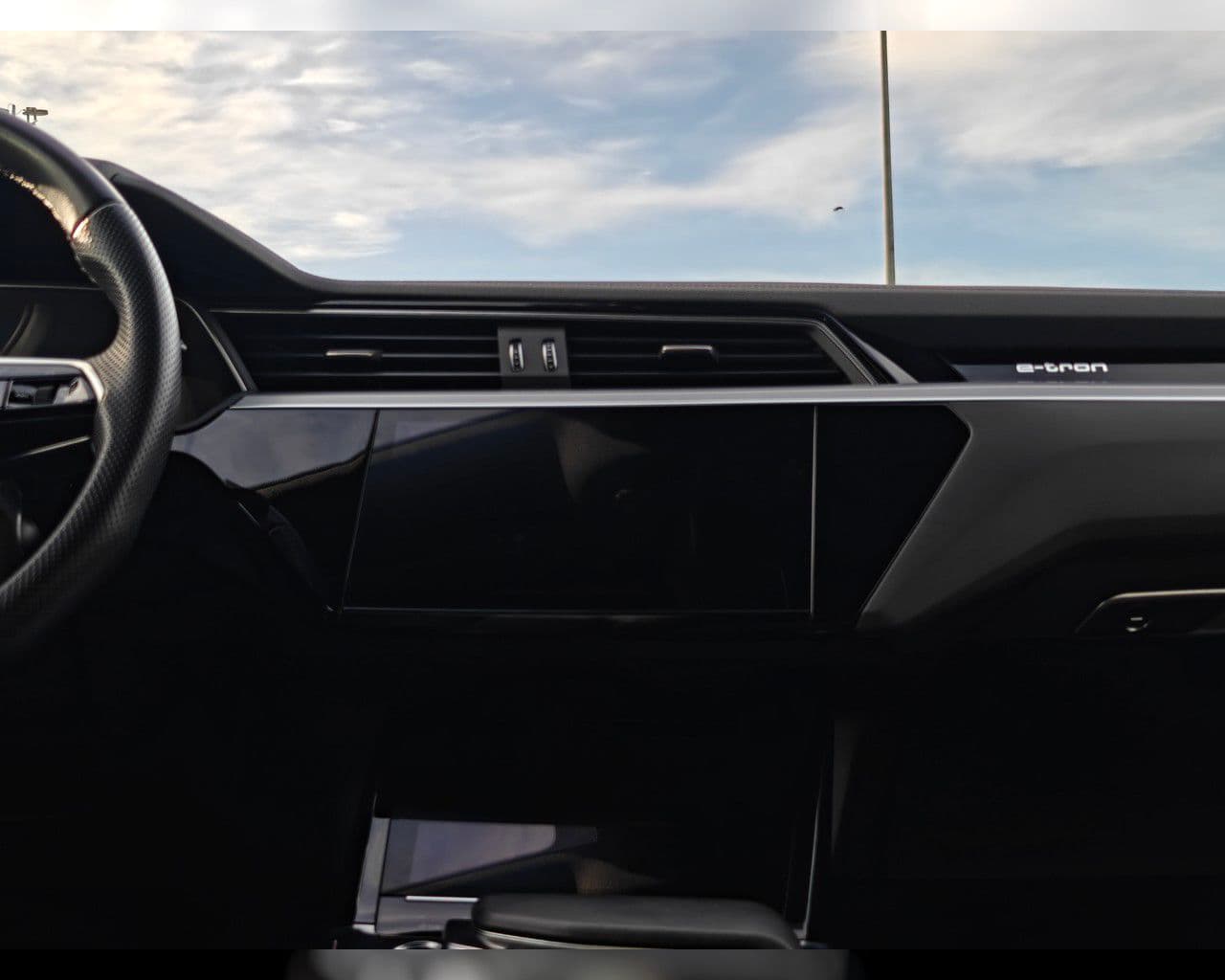 2023 Audi Q8