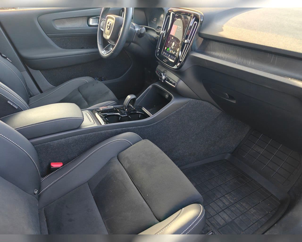 2024 Volvo C40