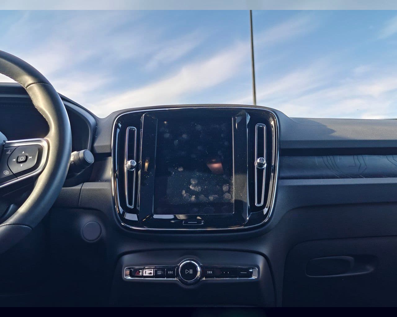 2024 Volvo C40
