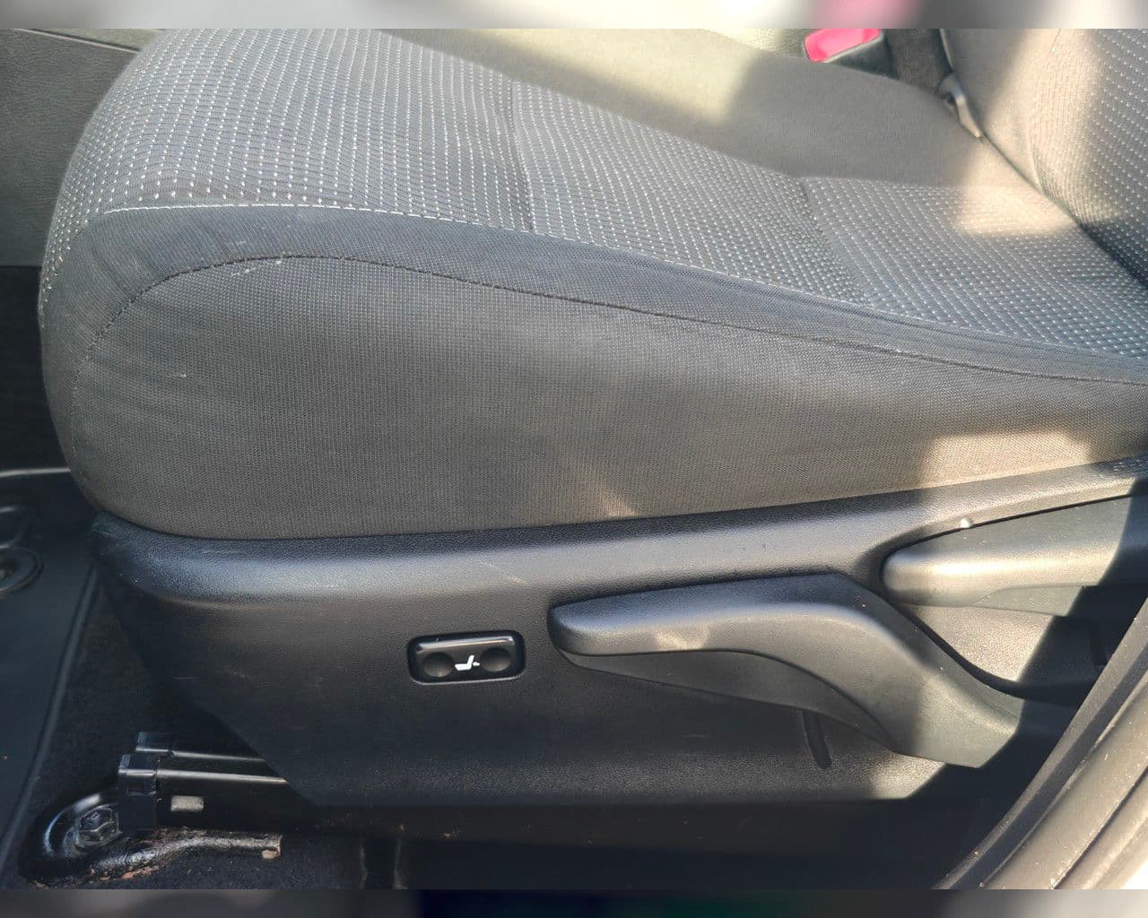 2015 Toyota Auris