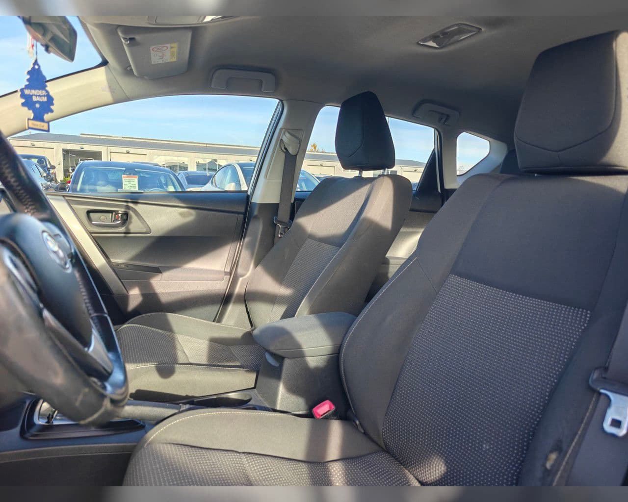 2015 Toyota Auris