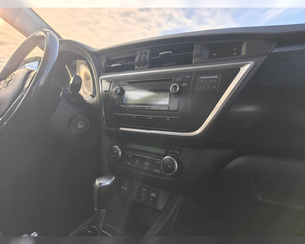 2015 Toyota Auris