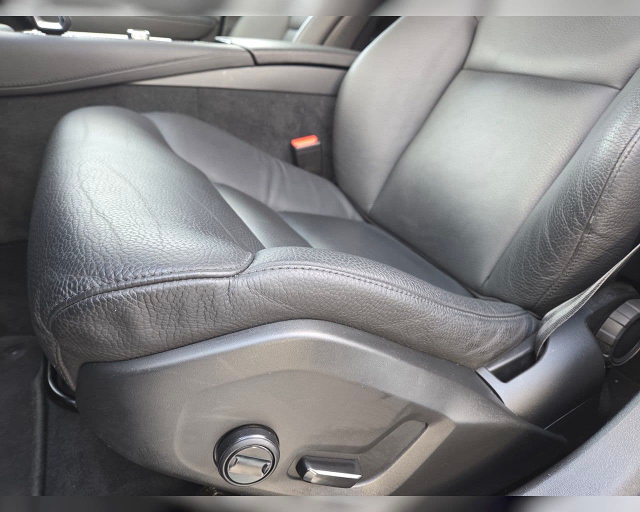 2022 Volvo V90