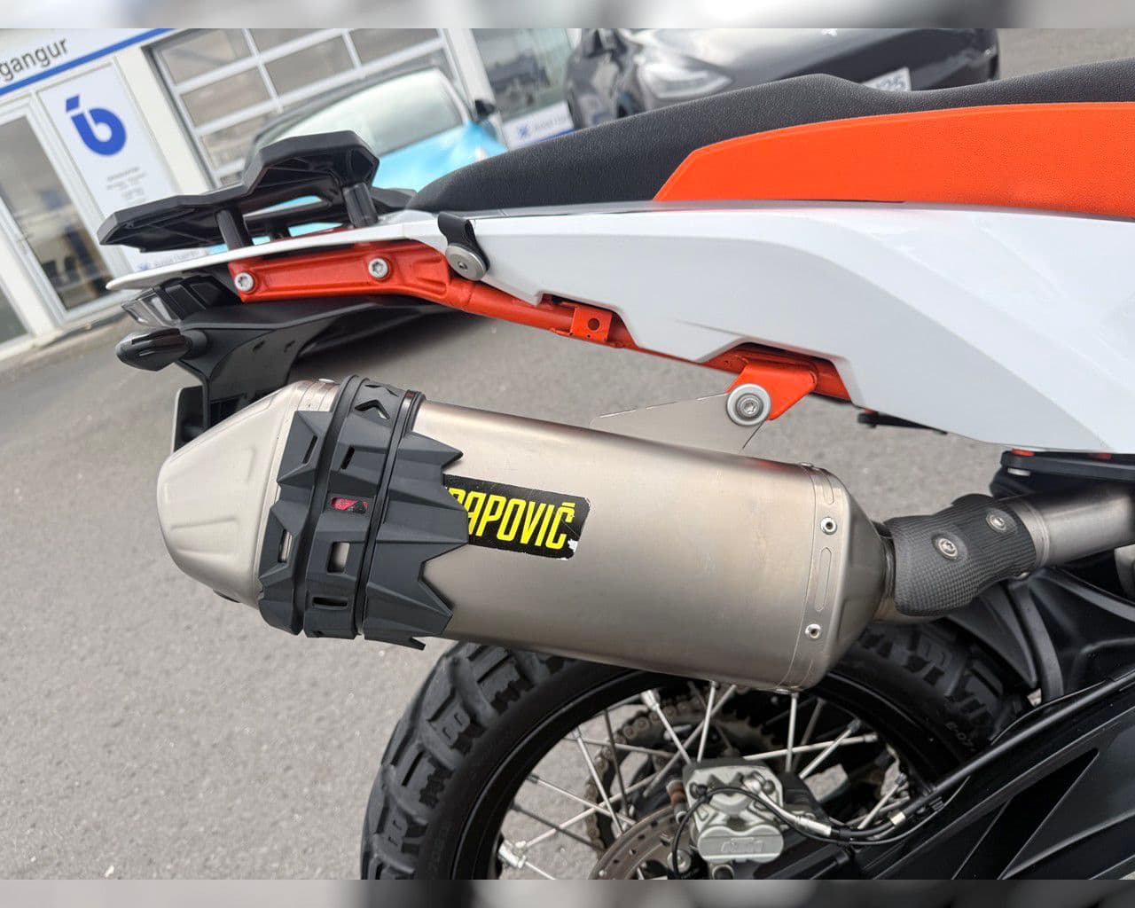 2024 Ktm 890