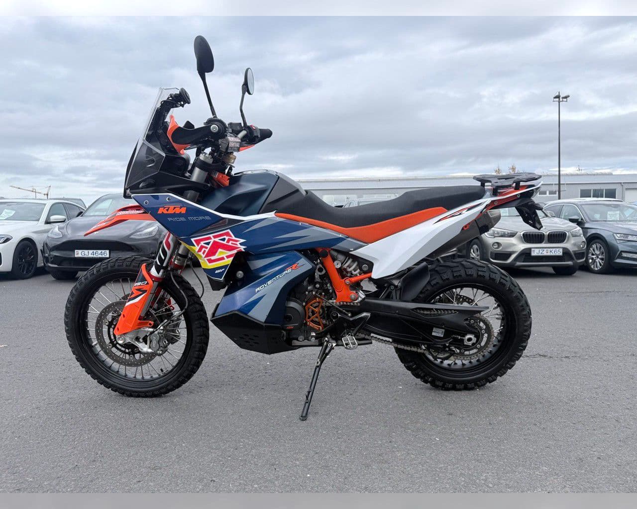 2024 Ktm 890