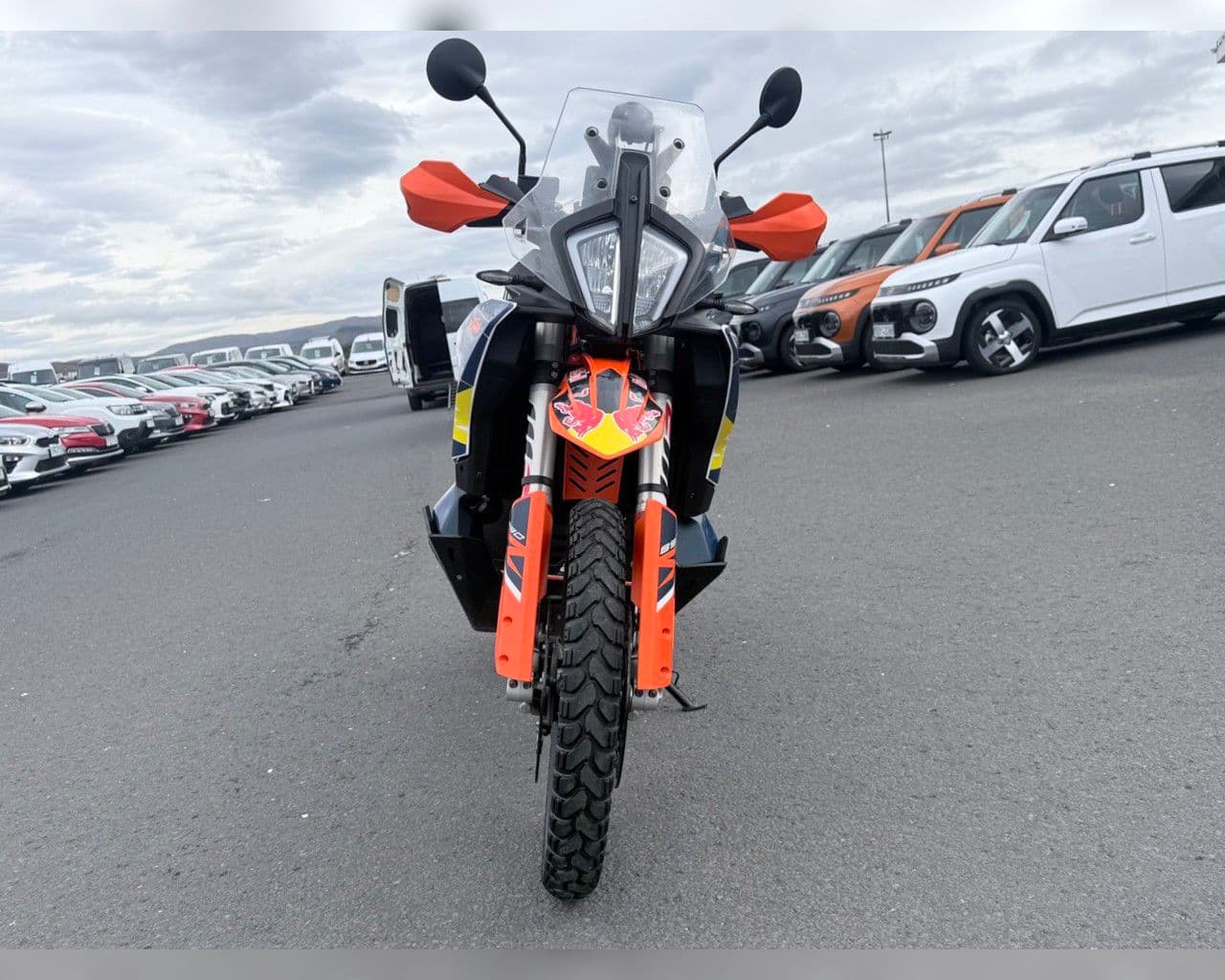 2024 Ktm 890