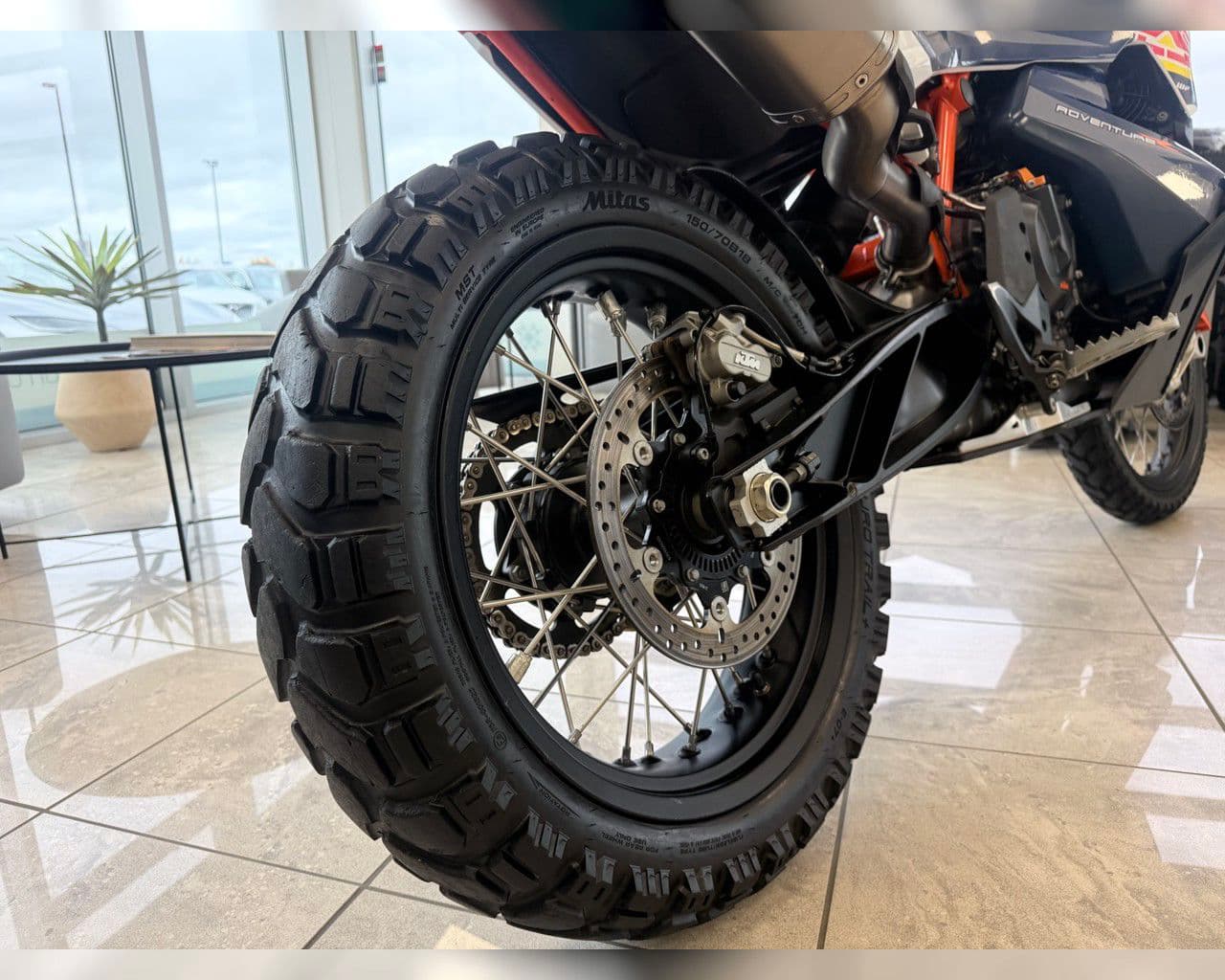 2024 Ktm 890