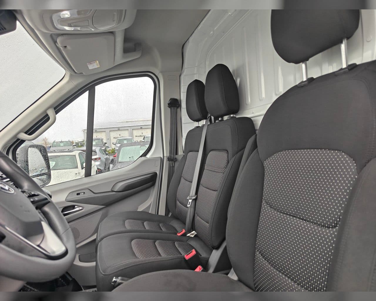 2024 Maxus Deliver 9