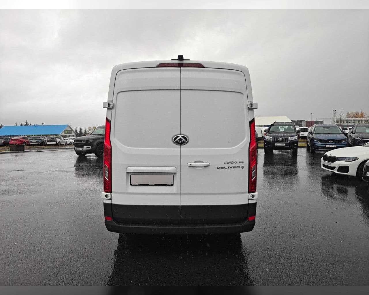 2024 Maxus Deliver 9