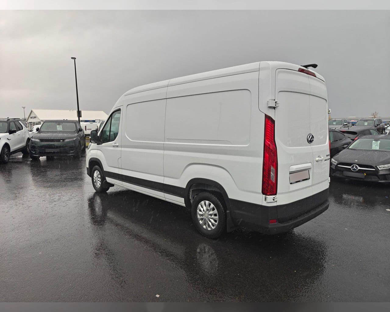2024 Maxus Deliver 9