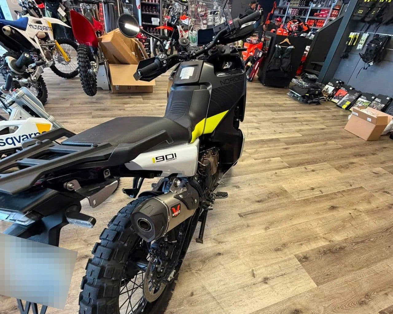2023 Husqvarna Norden 901