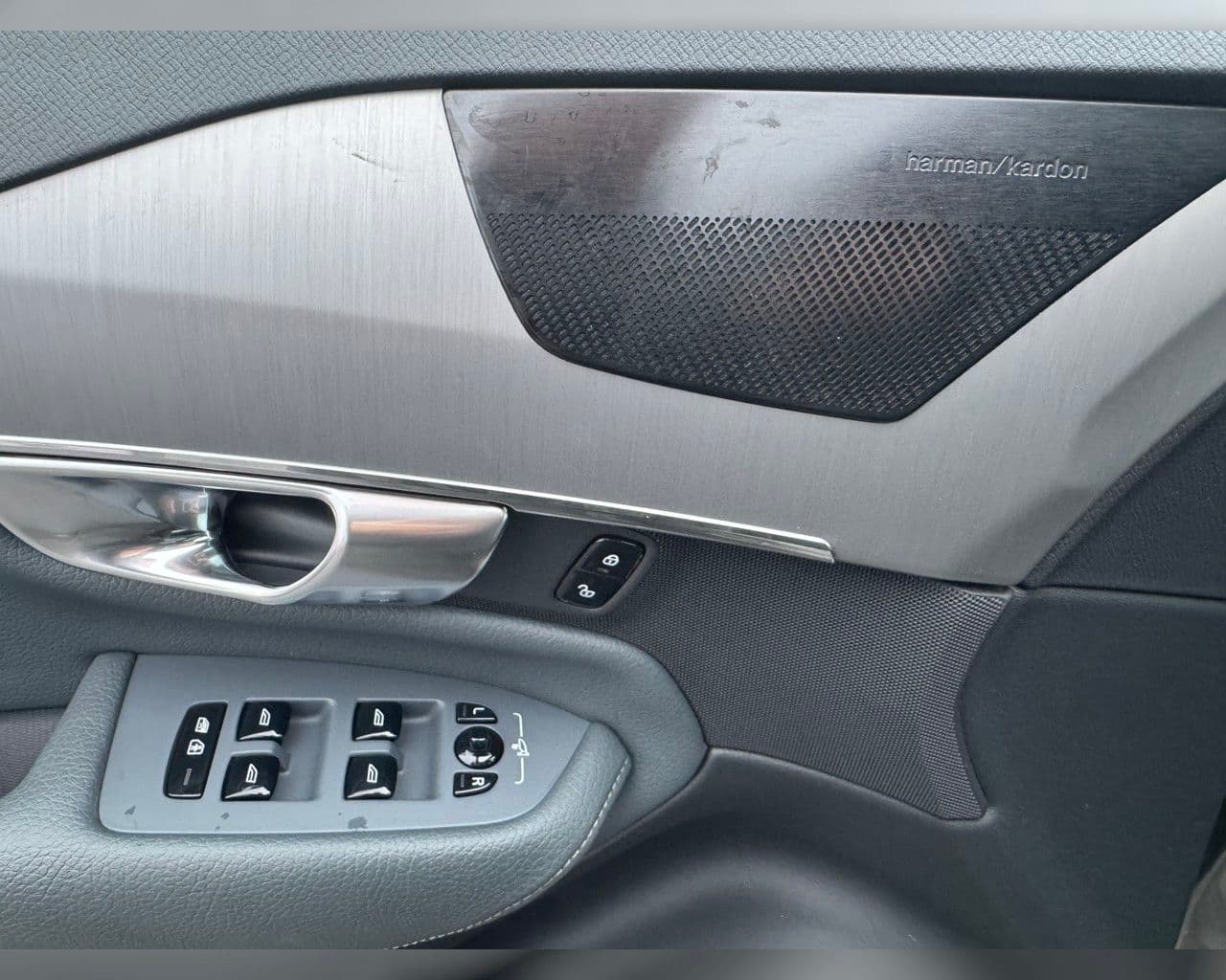 2022 Volvo XC90
