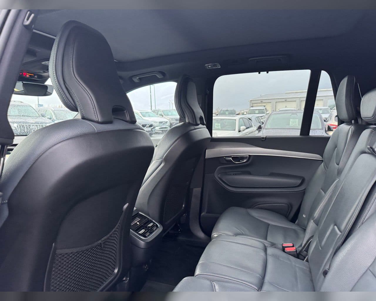 2022 Volvo XC90