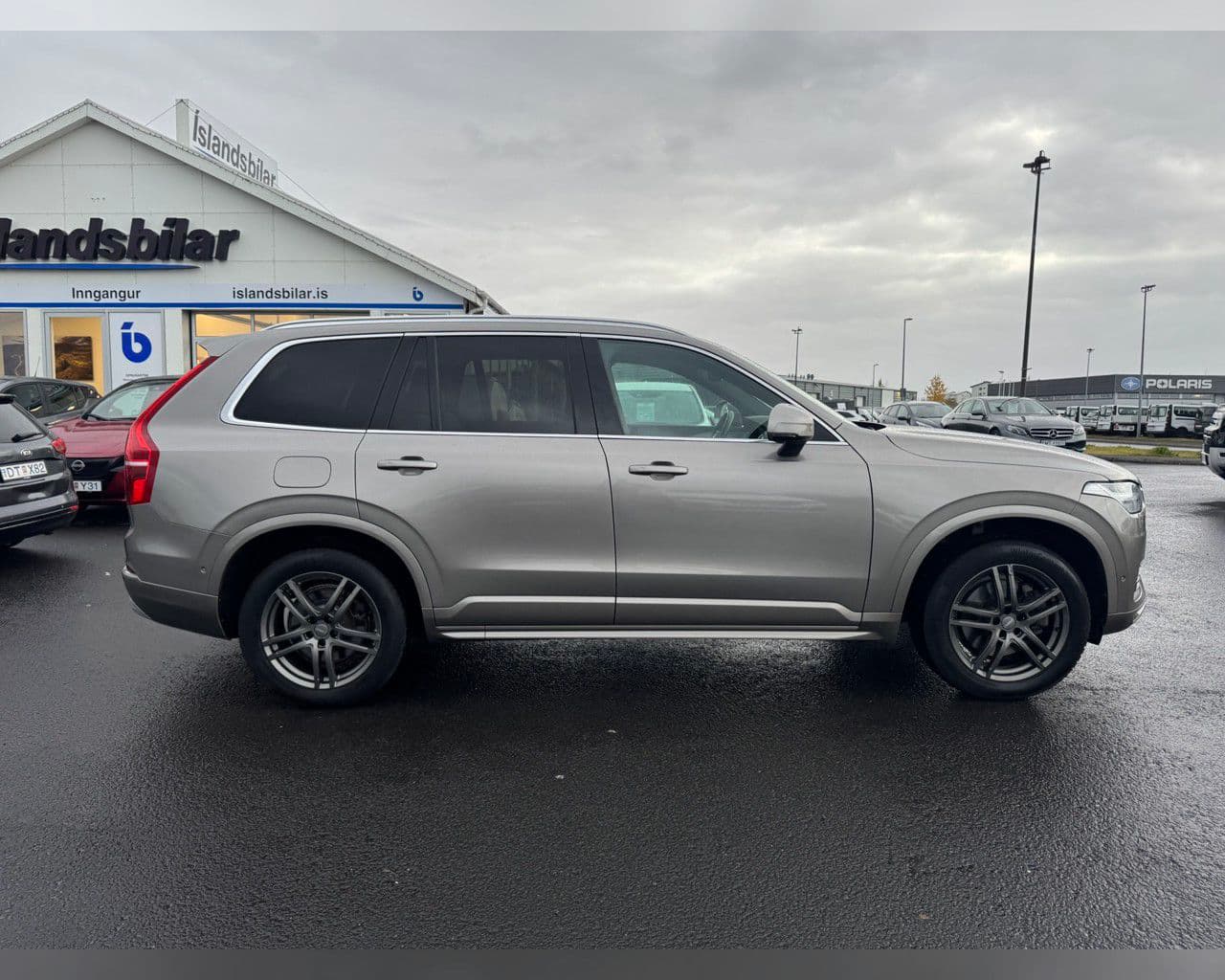 2022 Volvo XC90
