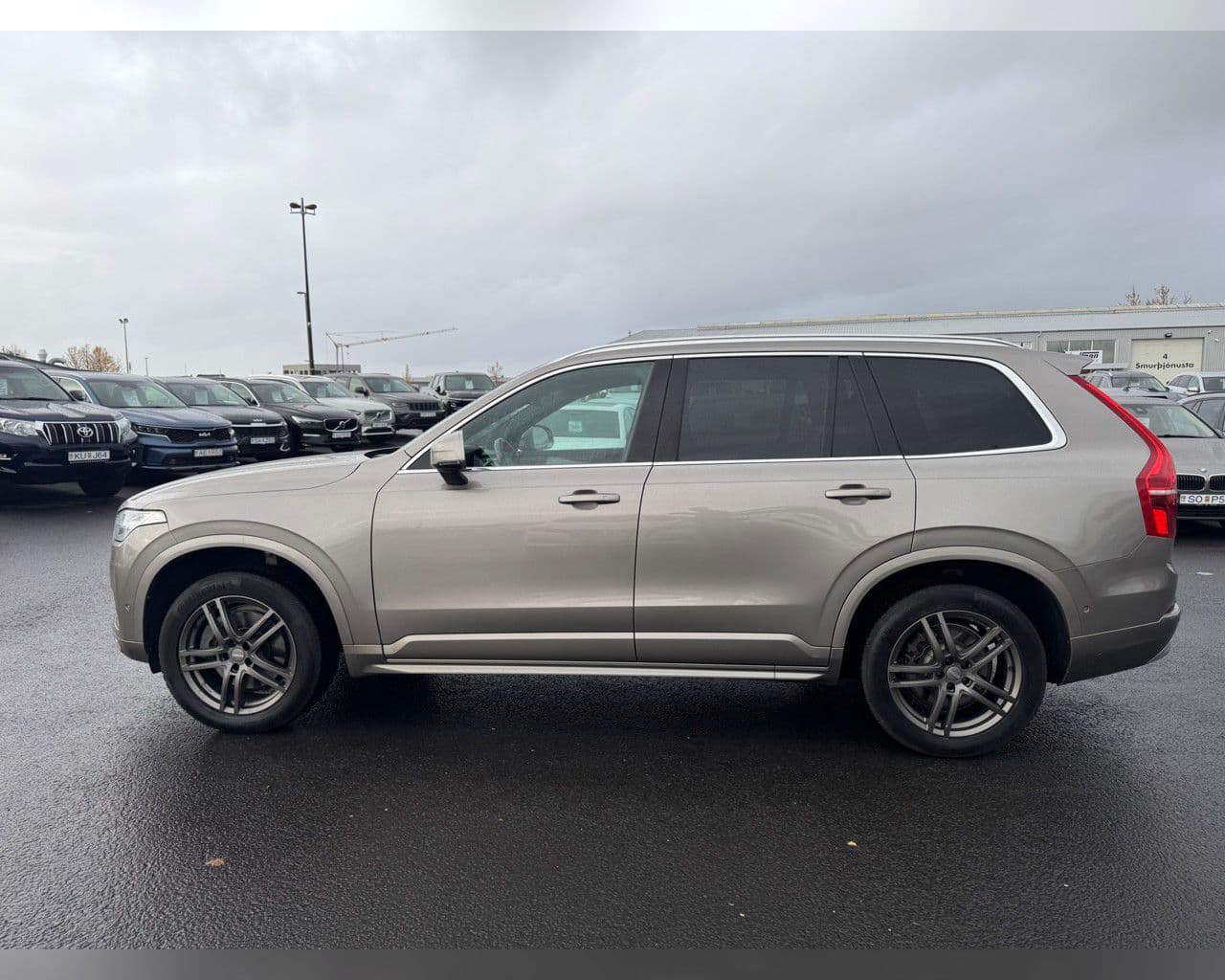 2022 Volvo XC90
