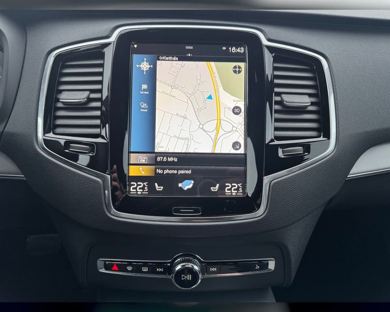 2022 Volvo XC90